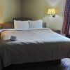 Отель Quality Inn and Suites Greenfield Hotel, фото 42