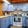 Отель Barenberg Cabin - Secluded Unobstructed Panoramic Smoky Mountains View with Two Master Suites, Loft , фото 3