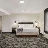 Отель La Quinta Inn & Suites By Wyndham Cleveland Airport West, фото 18