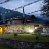 Отель Mountain Lodges of Nepal - Phakding в Лукле