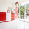 Отель RedDoorz @ Jalan Tanjung Blitar, фото 12