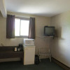 Отель Harrison Village Motel, фото 5