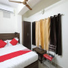 Отель OYO 26630 Mathura Inn, фото 28
