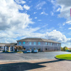 Отель Econo Lodge And Suites, фото 12