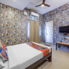 Отель FabExpress Kings Suites I, фото 9