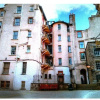 Отель JOIVY Royal Mile Tower Apartment, фото 1