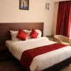 Отель Spacious 1-bed Studio at The Crossroads Hotel, фото 5