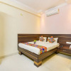 Отель OYO 1144 Hotel Royal Sun palace, фото 8