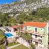 Отель Bruno - Modern Apartment With Pool - A1, фото 1