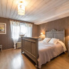 Отель Beautiful Holiday Home with Hot Tub, Sauna & Monumental Fireplace, фото 3