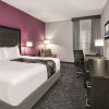 Отель La Quinta Inn & Suites Dallas Grand Prairie North, фото 5