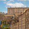 Отель Stylish 2bed Apartment Underneath Edinburgh Castle, фото 1