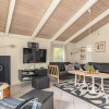 Отель 6 Person Holiday Home in Vejers Strand, фото 2