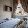 Отель Most central luxury apartment - sleeps 4 & FREE parking!, фото 10