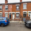 Отель Lovely! 2-bed House Located in Soke - on - Trent, фото 1