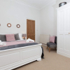Отель Traditional Luxury Apartment Sleeps 10 Guests, фото 6