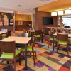 Отель Fairfield Inn & Suites Calhoun, фото 6