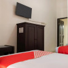 Отель OYO 2595 Lumungga Residence, фото 17