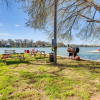 Отель Cozy New Braunfels Retreat w/ Lake Dunlap Access, фото 15