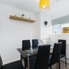 Отель Brambles House West Drayton 3 Bedroom, фото 14