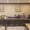 Отель La Quinta Inn & Suites by Wyndham Livingston, фото 17