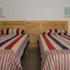 Отель Villa Alexis Self Catering на пляже Тру-о-Биш