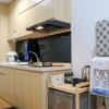 Отель Cozy Living And Homey Studio Patraland Urbano Apartment, фото 8