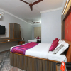 Отель OYO 8828 Holidays Dollars Grand, фото 7