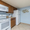 Отель Saida IV Condominium 408, фото 10