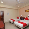 Отель OYO 7933 Hotel Trimurty International, фото 15