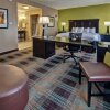 Отель Hampton Inn & Suites Clarksville, фото 25