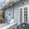 Отель Beach Cottage - Nautical-themed Cottage in Central Totnes, фото 1