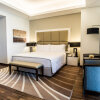 Отель La Suite Dubai Hotel & Apartments, фото 7
