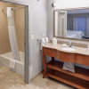 Отель Hampton Inn & Suites Cedar Rapids - North, фото 8