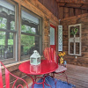 Отель Romantic Gatlinburg Cabin w/ Hot Tub & Pool Access, фото 15