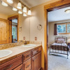 Отель Private Hot Tub & Walking Distance To Gondola-4br Sleeps 14 4 Bedroom Home, фото 5