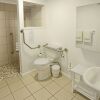 Отель Brenton On Sea Cottages, фото 8