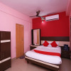 Отель OYO 13624 Kapoors Plaza Guest House, фото 3