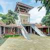 Отель Homestay Syariah Asyuban by OYO Rooms, фото 1