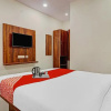 Отель OYO 70047 Hotel Night Eye, фото 40