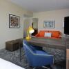 Отель Hampton Inn & Suites Clinton - I-26, фото 32