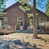 Отель Truckee Home w/ Hot Tub: 3 Mi to Donner Lake, фото 1