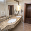 Отель Merchant's Crown Suites and Spa, фото 9