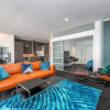 Отель QV Modern Upscale Apartment w Wifi 1046, фото 7