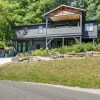 Отель Brevard Apt w/ Fire Pit, Hikes & Bikes: Near Dtwn! в Бревэрд