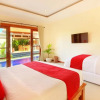 Отель Nicola Villa Seminyak Beachside, фото 4
