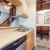 Отель Sierra Manors 75 Cozy and Comfy Condo, On the Shuttle Route by RedAwning, фото 22
