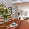 Отель Stunningly Decorated 3 Bed Family Home in Hammersmith, фото 11