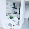 Отель Modern 1 Bedroom Apartment in Cape Town, фото 4
