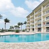 Отель Updated Bayside Getaway: Pool, Hot Tub, Near Beach 1 Bedroom Condo, фото 13